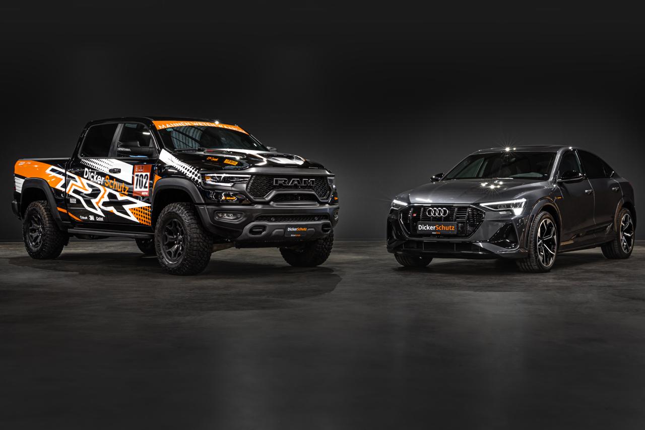 DickerSchutz RAM pick-up en Audi SUV samen in de showroom
